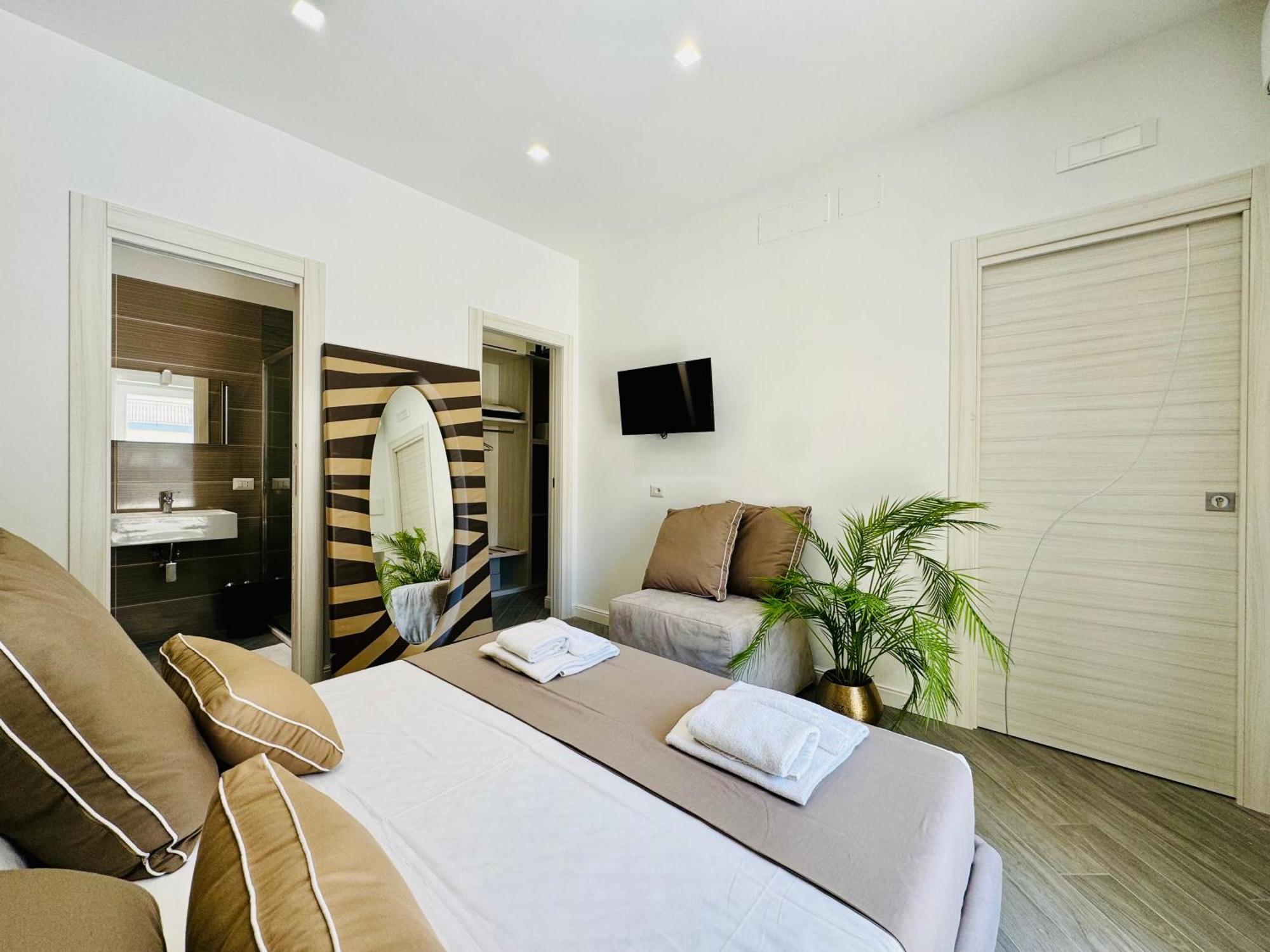 Yourhome - Santa Lucia Rooms Sorrento Exteriör bild