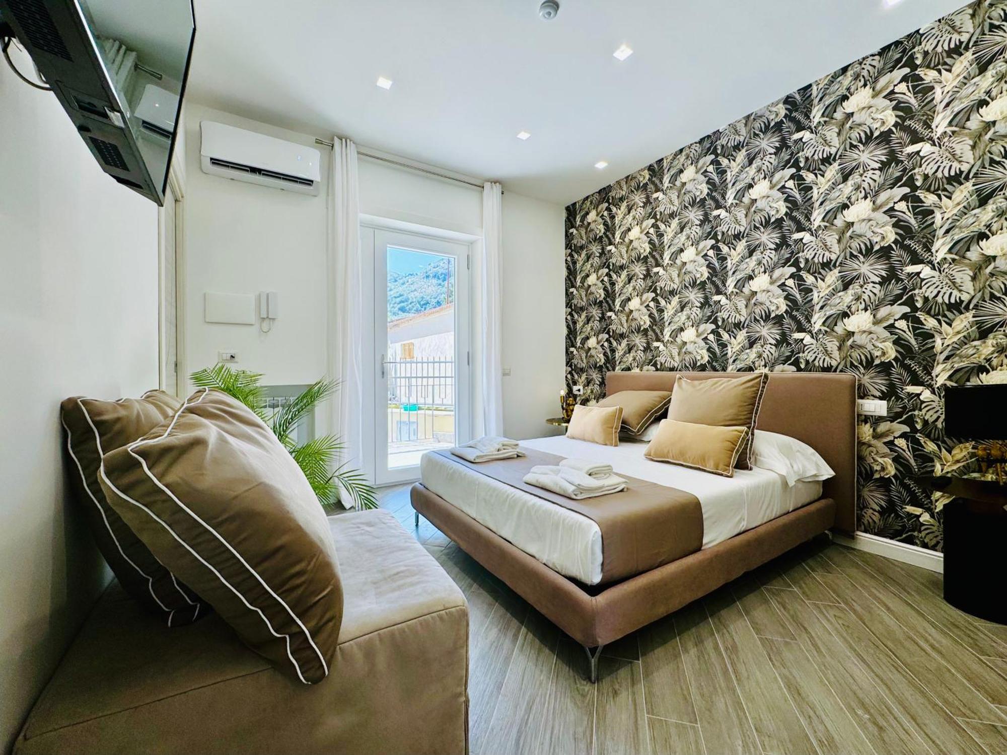 Yourhome - Santa Lucia Rooms Sorrento Exteriör bild