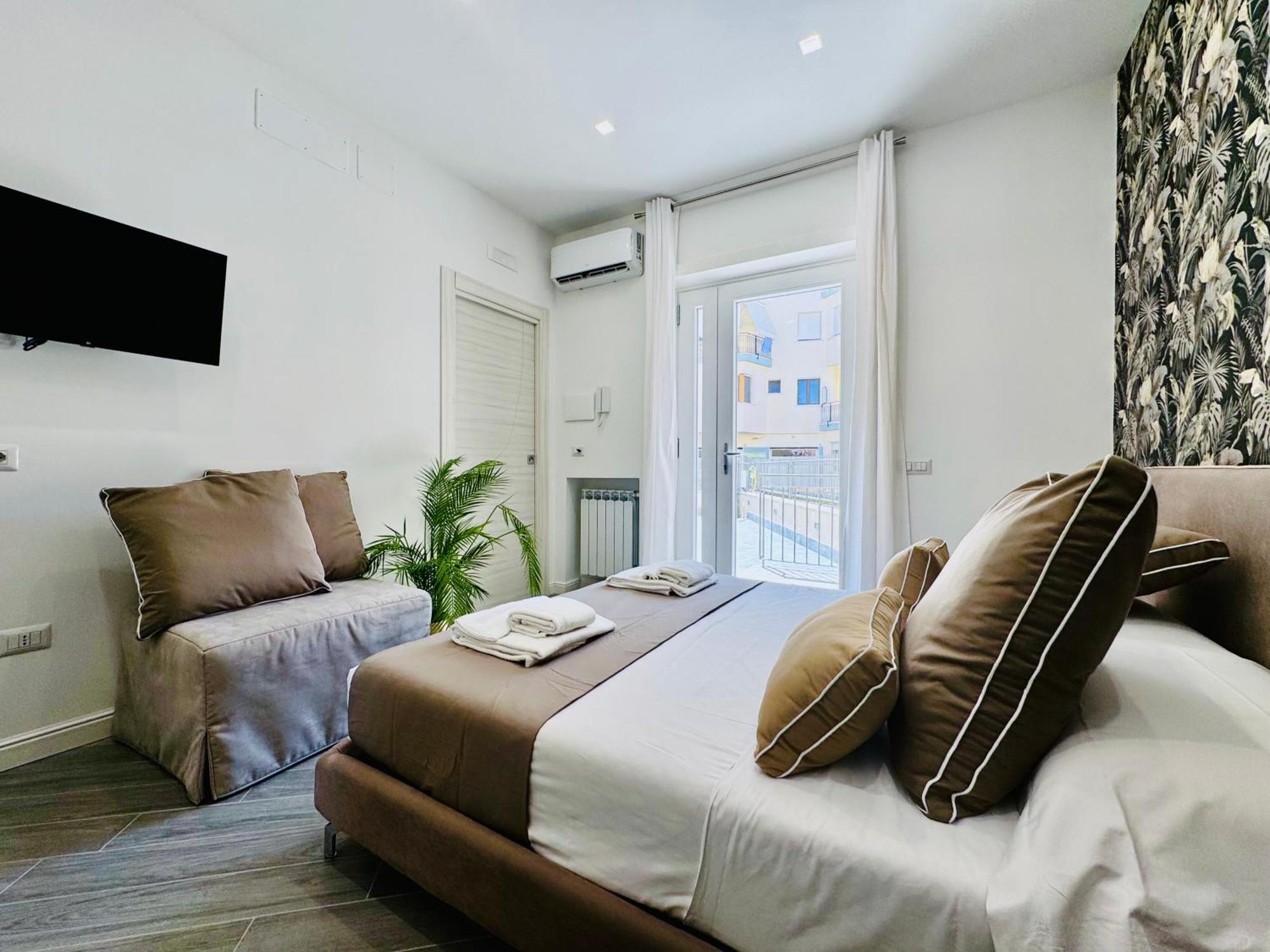 Yourhome - Santa Lucia Rooms Sorrento Exteriör bild