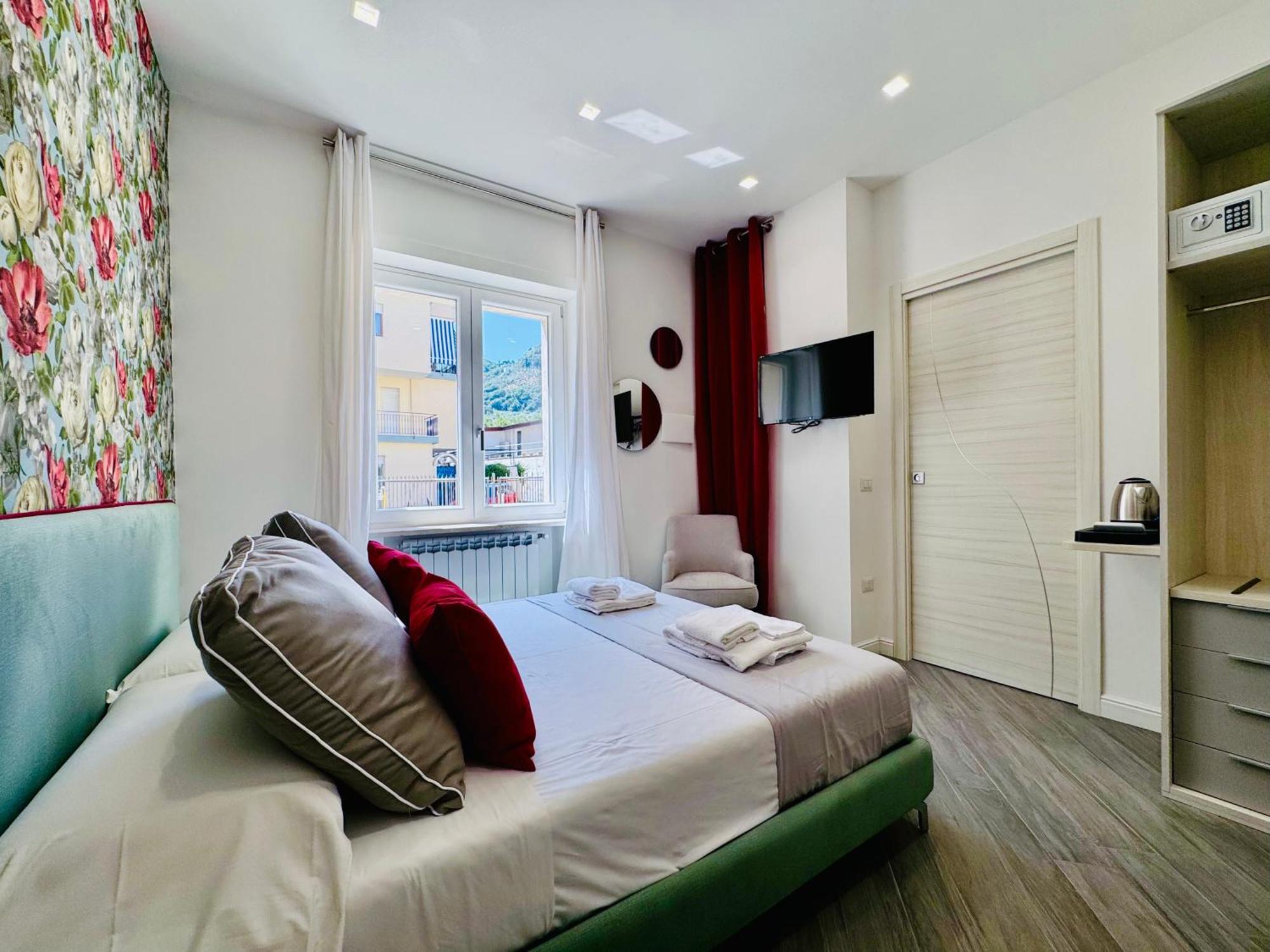 Yourhome - Santa Lucia Rooms Sorrento Exteriör bild
